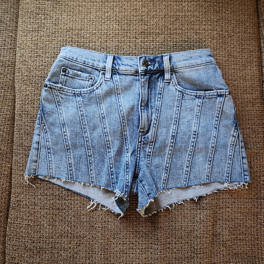 Y2K 90's Pistola Anthropologie Denim Cut-off Shorts Raw Hem Light Wash Size 27